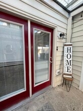 250 Mill Creek Pl in Roswell, GA - Building Photo - Building Photo