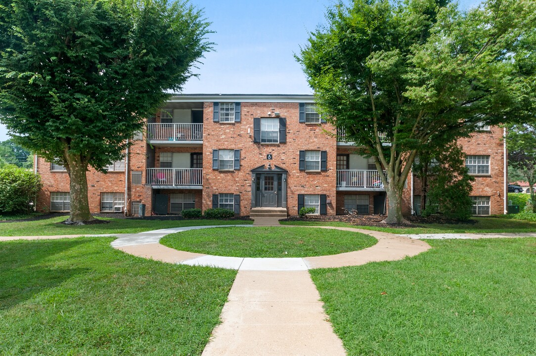 Pebble Hill Apartments in Wilmington, DE - Building Photo