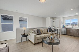 3560 Greenways Main Blvd in Colorado Springs, CO - Building Photo - Building Photo