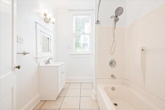 1914 Barnard St in Savannah, GA - Building Photo - Building Photo