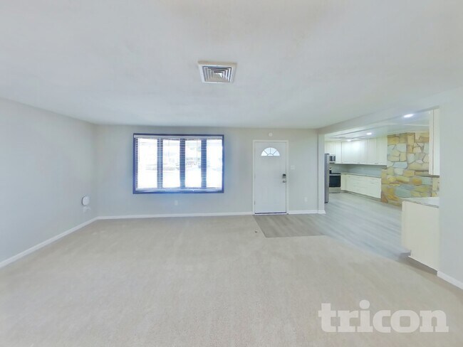 114 Timber Ln in Levittown, PA - Building Photo - Building Photo