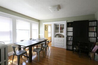 56 Standish St, Unit 2 in Cambridge, MA - Building Photo - Building Photo