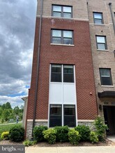 20571 Milbridge Ter in Ashburn, VA - Building Photo - Building Photo