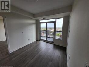 212 King William St in Hamilton, ON - Building Photo - Building Photo