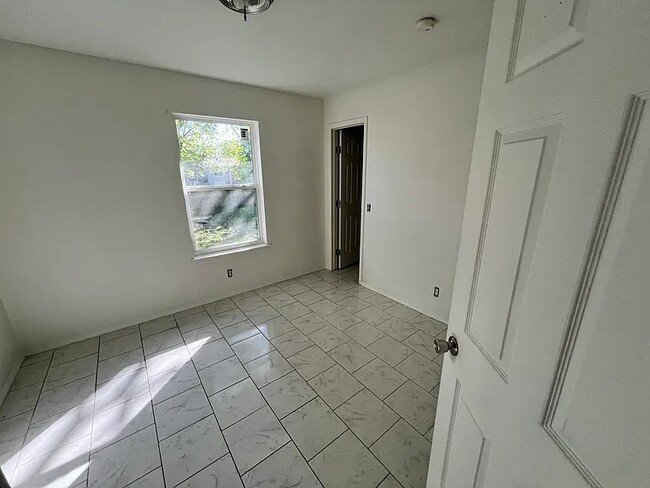 1307 E Fairlane St in Fayetteville, AR - Building Photo - Building Photo