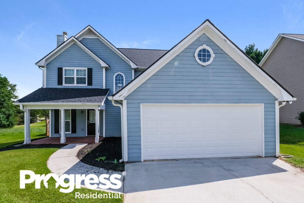 150 N Greenfield Cir in Covington, GA - Building Photo