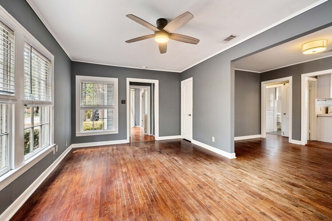 3206 Funston St in Austin, TX - Building Photo