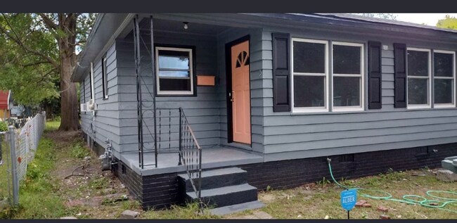 603 Hudson St in Greenville, NC - Building Photo - Building Photo