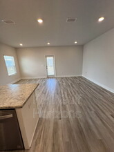 6332 Grove Park Dr in Pensacola, FL - Foto de edificio - Building Photo