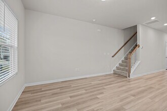 929 Clearhaven Ln in Fuquay Varina, NC - Building Photo - Building Photo