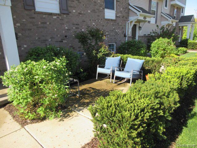 3147 Chambers W in Wixom, MI - Building Photo - Building Photo