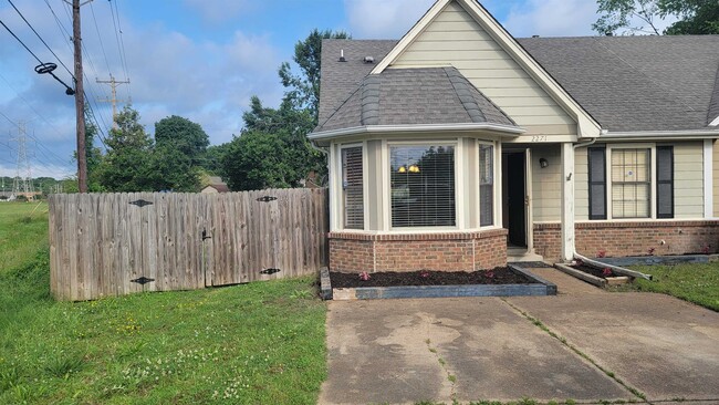 property at 2271 Hometown Dr