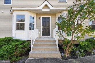 123 Hearthstone Ln in Evesham, NJ - Building Photo - Building Photo