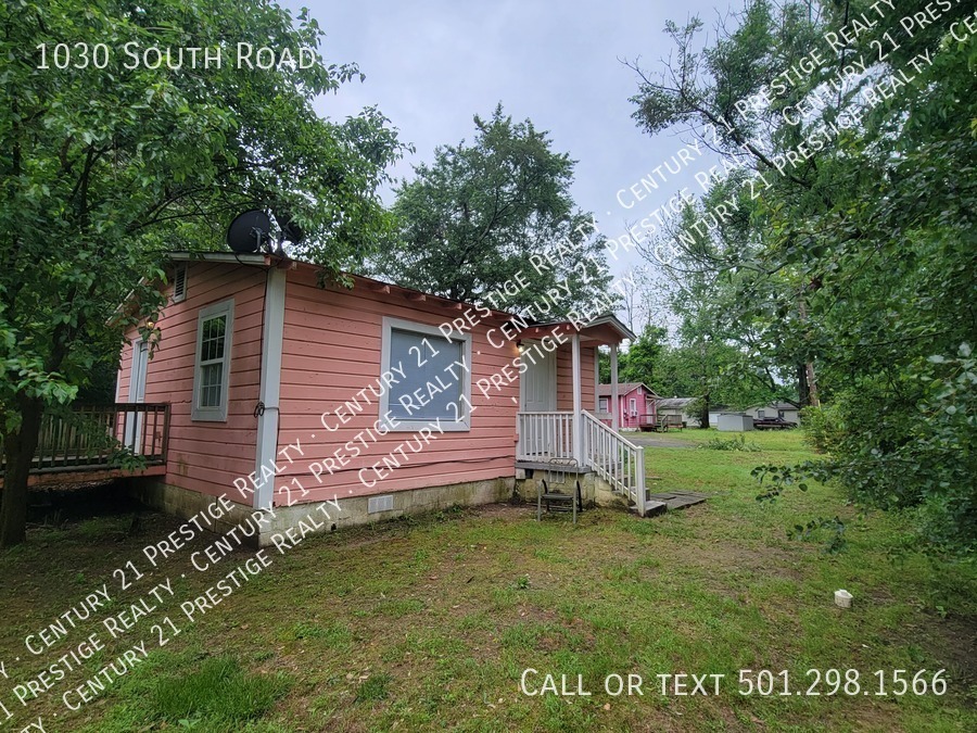 1030 S Rd in Jacksonville, AR - Foto de edificio