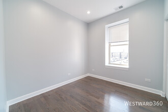 4658 N Albany Ave in Chicago, IL - Building Photo - Building Photo