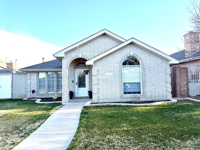 property at 54 Lafayette Pl