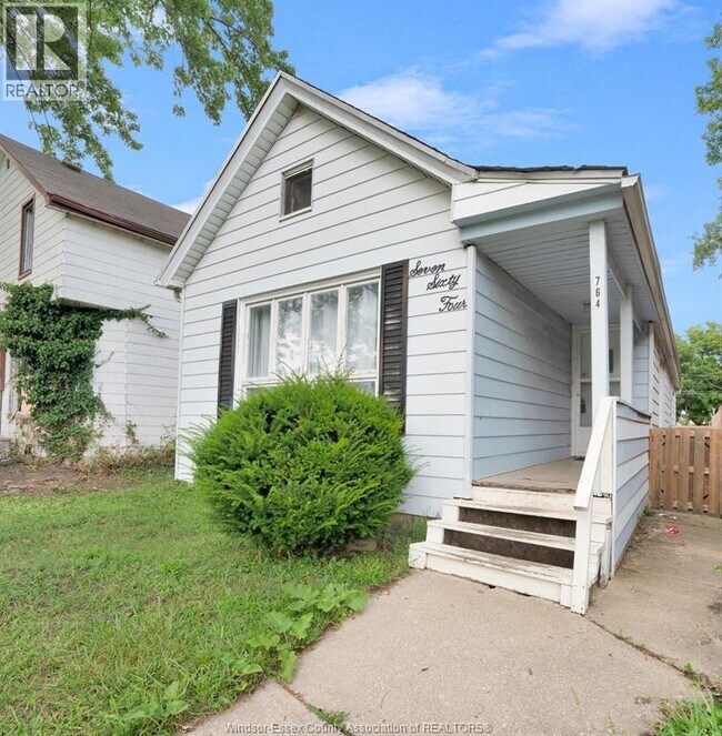 764 Windsor Ave in Windsor, ON - Building Photo - Building Photo