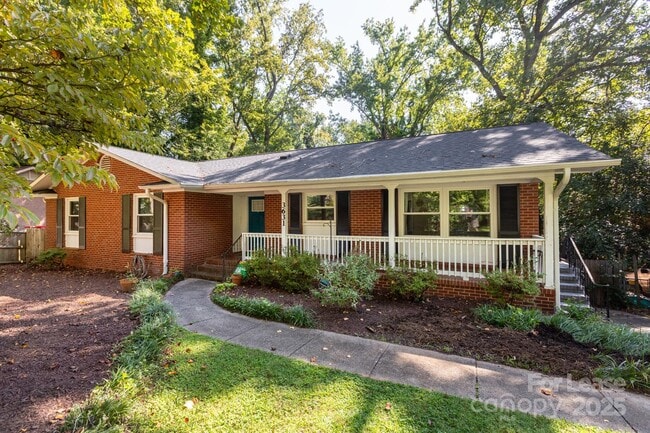 property at 3631 Havenwood Rd