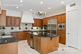 17269 Silver Gum Way in San Diego, CA - Building Photo - Building Photo