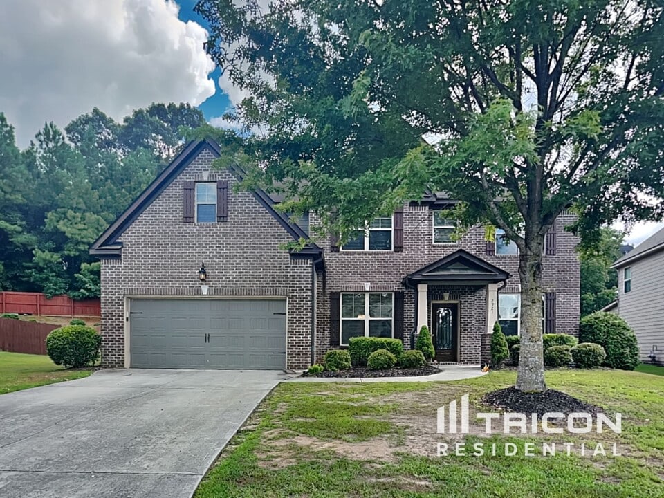 2921 Canyon Glen Way in Dacula, GA - Building Photo