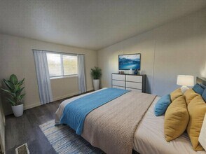 210 Bobwhite St in Roseburg, OR - Building Photo - Building Photo