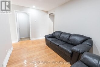 1294 Cahill Dr in Ottawa, ON - Building Photo - Building Photo