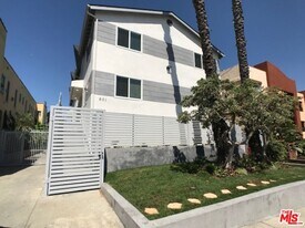 601 Normandie Ave in Los Angeles, CA - Building Photo