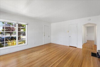 1547 8th St in Alameda, CA - Building Photo - Building Photo