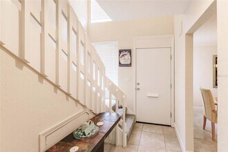 1207 E Peppertree Dr in Sarasota, FL - Building Photo - Building Photo