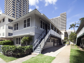 424 Olohana St in Honolulu, HI - Building Photo - Building Photo