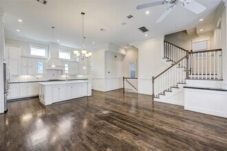 1419 Beachton St in Houston, TX - Building Photo - Building Photo