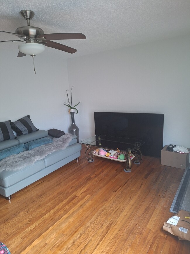 property at 1532 Funston St