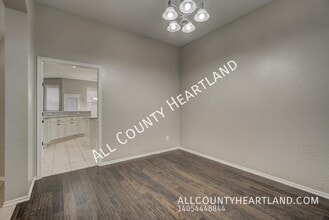 908 Black Jack Ln in Moore, OK - Building Photo - Building Photo