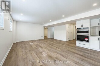 199 Symington Ave in Oshawa, ON - Building Photo - Building Photo