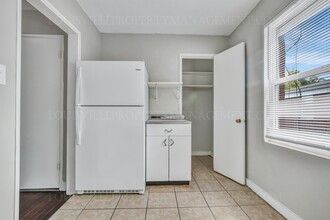 1429 Nightingale Rd, Unit 3 in Louisville, KY - Building Photo - Building Photo