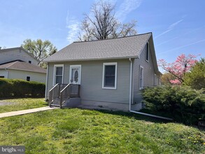125 Vetterlein Ave in Hamilton Township, NJ - Building Photo - Building Photo