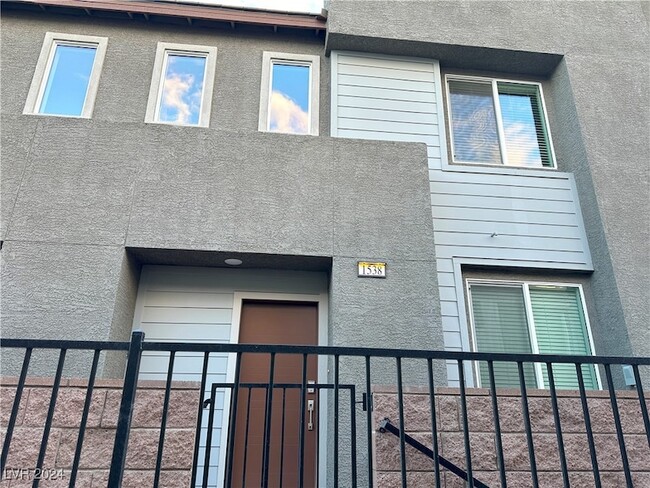 1538 Eva Xing Pl, Unit 407 in Henderson, NV - Building Photo - Building Photo