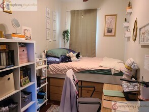 717 Parker St, Unit 1 in Boston, MA - Foto de edificio - Building Photo