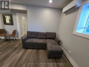 82 Albert St N in Orillia, ON - Building Photo - Building Photo