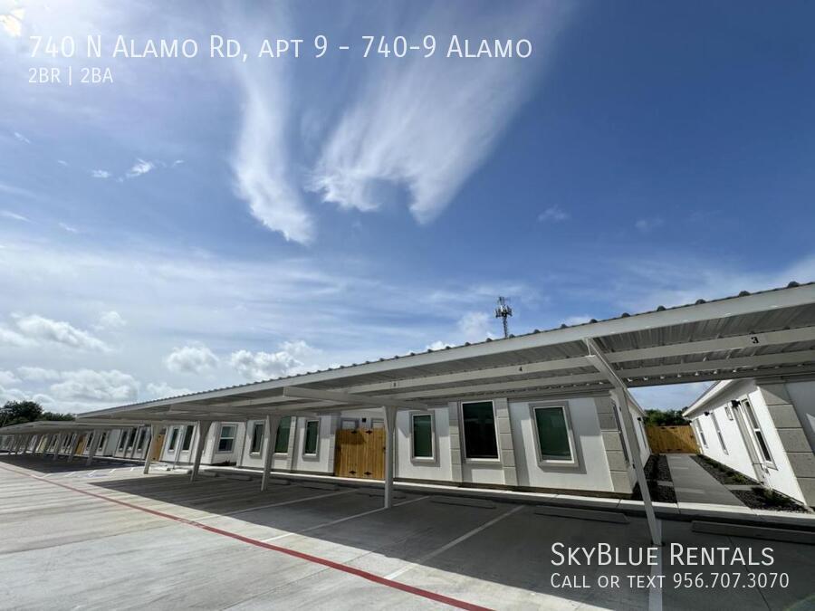 740 N Alamo Rd in Alamo, TX - Building Photo