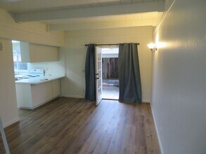 218 Mountain Way in Santa Cruz, CA - Building Photo - Building Photo