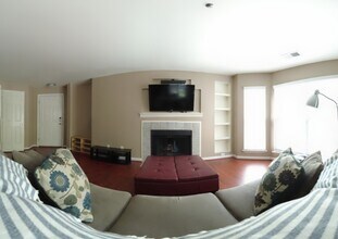 509 N Graham St, Unit 2E in Charlotte, NC - Building Photo - Building Photo