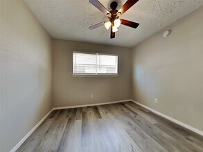 5710 Flax Bourton St in Humble, TX - Building Photo - Building Photo