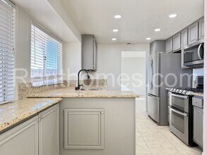 23835 Cork Oak Cir in Murrieta, CA - Building Photo - Building Photo