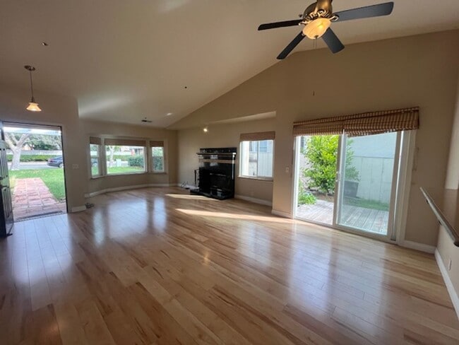 4361 Poinsettia St in San Luis Obispo, CA - Building Photo - Building Photo