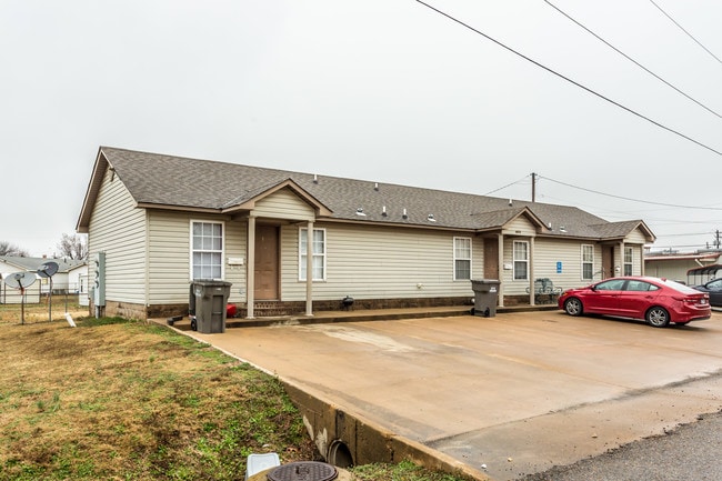 4414 Oliver St in Jonesboro, AR - Building Photo - Building Photo