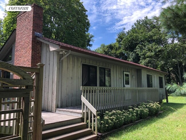 property at 17 St Mary's Rd