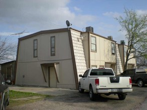 10850-10852 Shiloh Rd in Dallas, TX - Building Photo - Building Photo