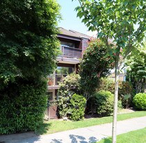 1839 W 5th Ave in Vancouver, BC - Building Photo