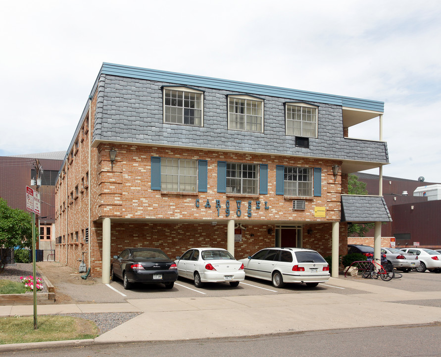 Carousel Apartments in Denver, CO - Building Photo